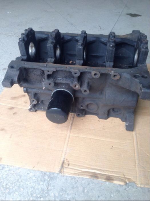 Продам блок на мазду 121 91год!