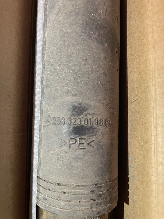 Мерцедес Mercedes CL203 W203 задни амортисьори