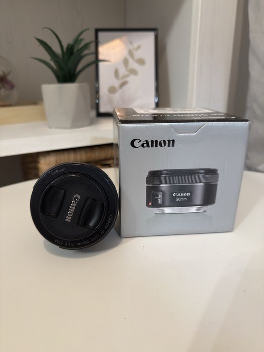 Canon EF 50mm f/1.8 STM