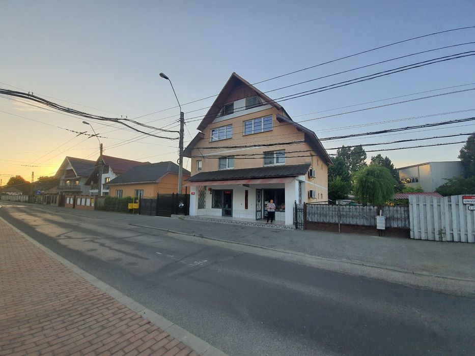 Apartament, mansardă și pod (300 mp)PIATA DE ALIMENTE- CENTRU VECHI