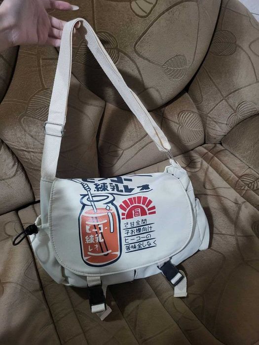 Белые сумки через плечо (2 шт), стильные