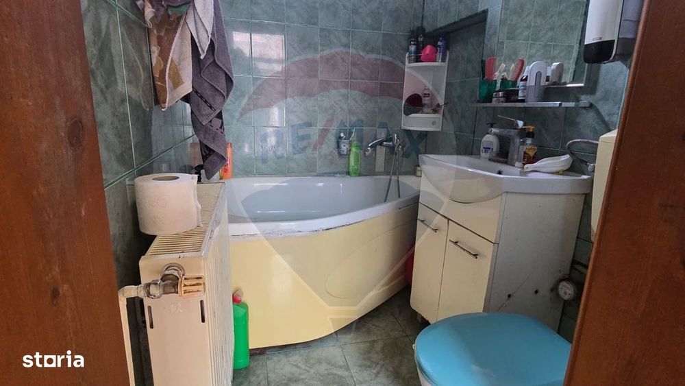 Casă / Vilă cu 3 camere de vânzare în zona Central