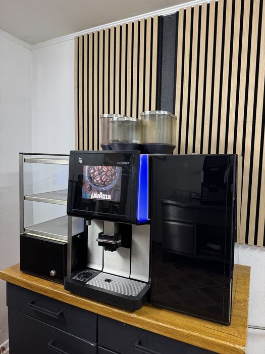 Espressor/ Aparat de cafea WMF 5000s sistem SIROPURI si CARD/2018