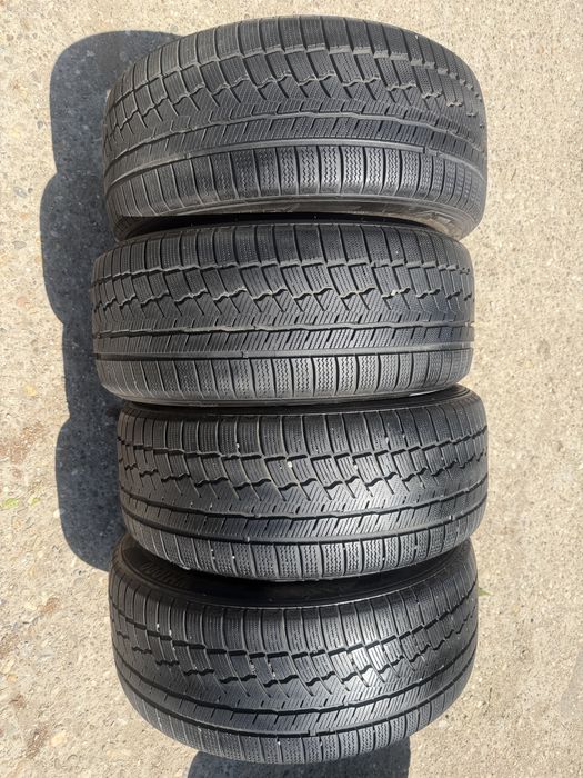 245/45 R18 4бр зимни гуми