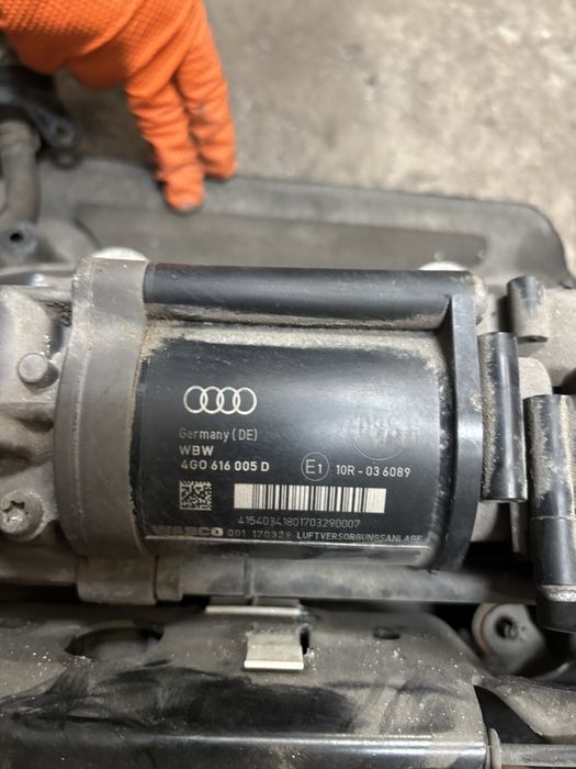 компресор за въздушно окачване  Audi A6
