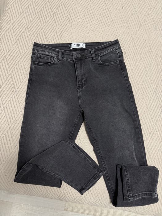 Дънки по тялото