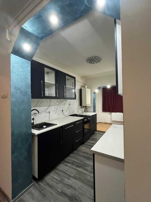 Inchiriez Apartament cu 3 camere