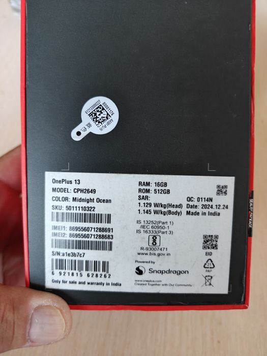 смартфон One Plus 13