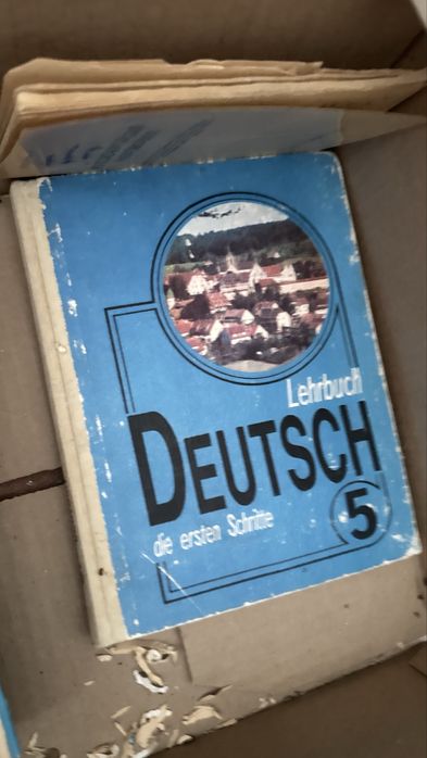 Книги англиские немецкие разные книги