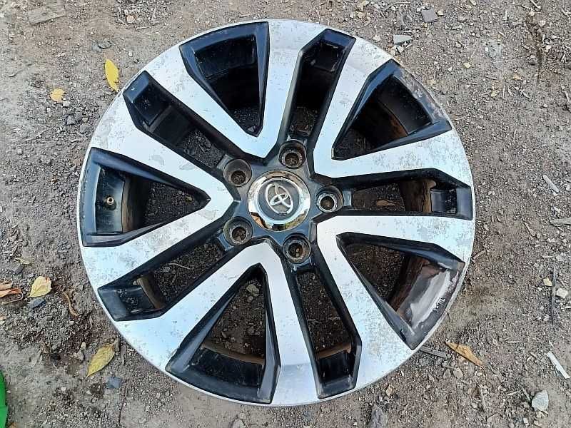 Продам ОДИН легкосплавный диск R20 на Toyota Land Cruiser VX