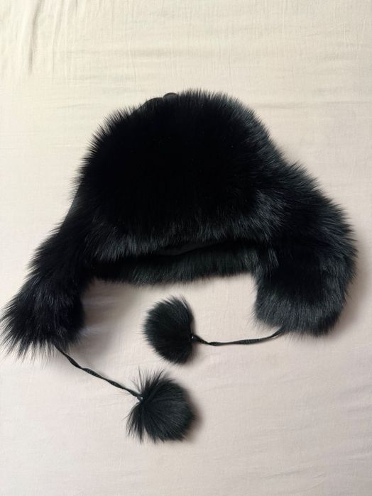 Căciula neagră din blană naturală de vulpe și fâș, mărimea 56-58