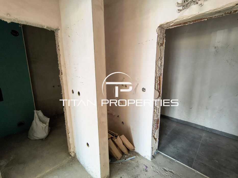 Продава се Двустаен апартамент в Пловдив, Гагарин - 70 кв.м за 1429 €/кв.м - Снимка #8