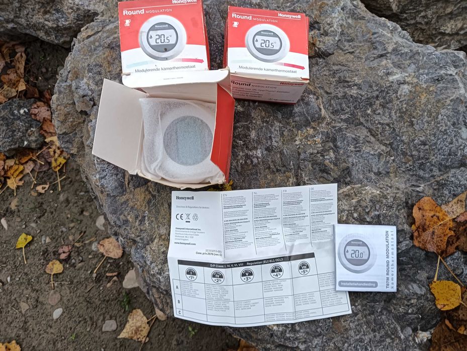 Termostat cu fir Honeywell Nou/ termostat ambiental centrala termica