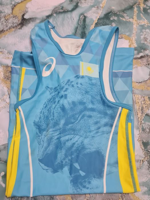 Күрес киімі сатылымда