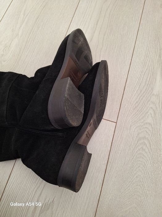 Vând cizme piele intoarsa, masura 40