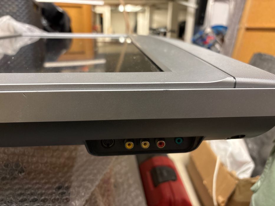 Sony Bravia - работещ запазен