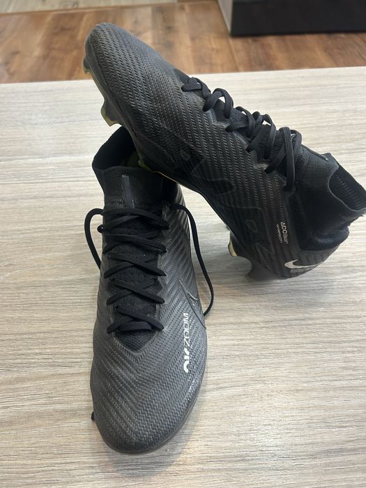 Vand ghete fotbal acc, marimea 42,5, 380 lei pret negociabil