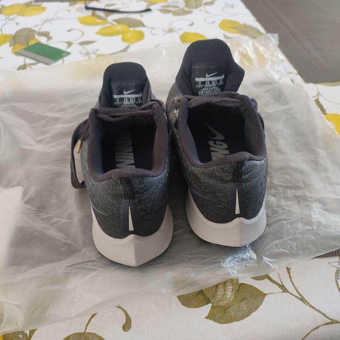 Дамски маратонки