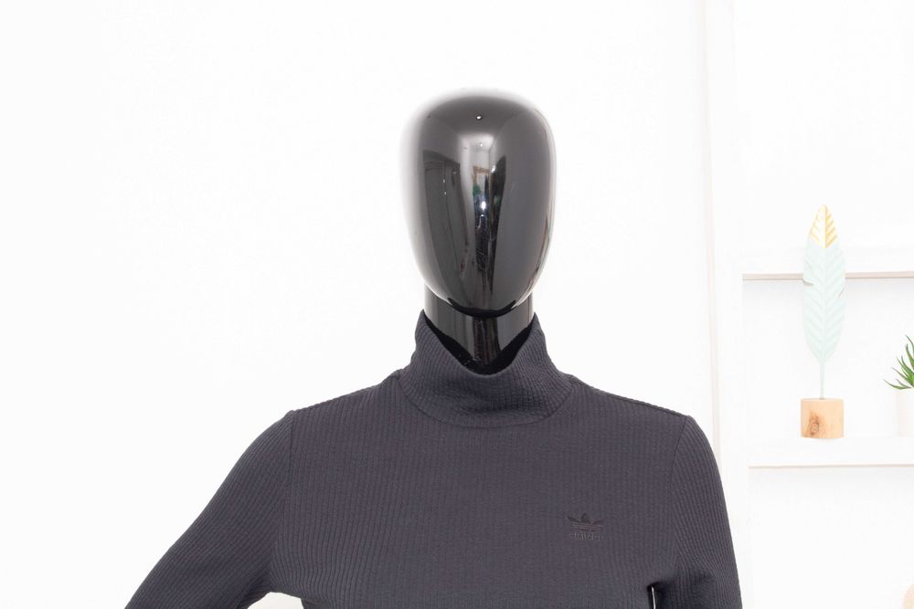 Adidas оригинална поло блуза черна рипсена материя кроп топ S