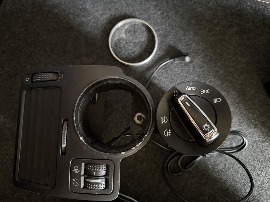 интериорни части голф 4 / бора