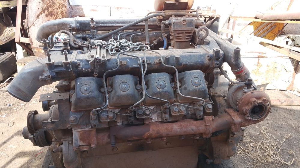 Продам двигатель Эвро 2 камаз 6520 с кпп ЗФ