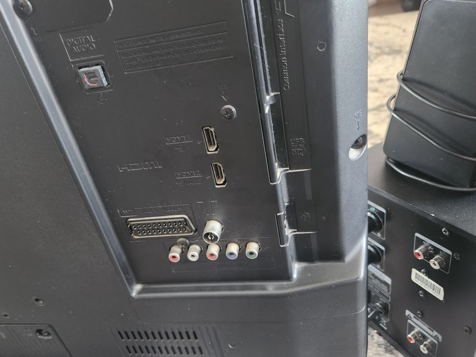 Телевизор Panasonic 32' и сабвуфер microlab
