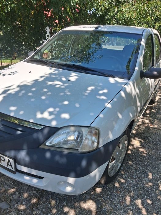 Dacia Logan 1.4 benzină an 2004