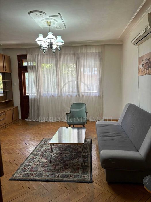Продава се Тристаен апартамент в Пловдив, Кючук Париж - 178 кв.м за 1096 €/кв.м - Снимка #5