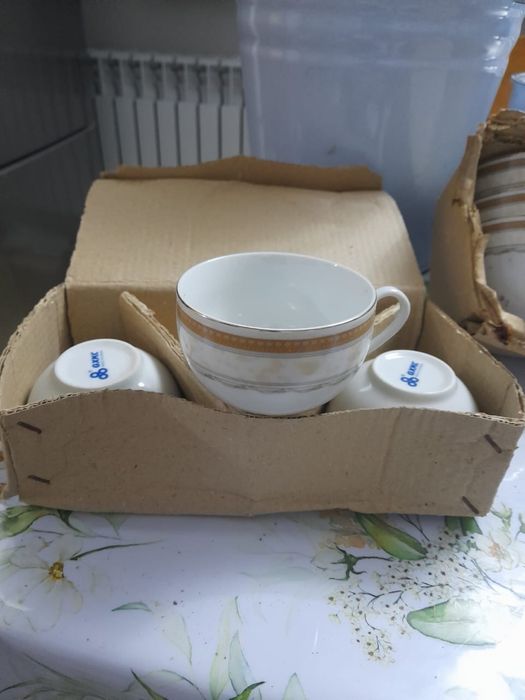 Посуды дёшево ..