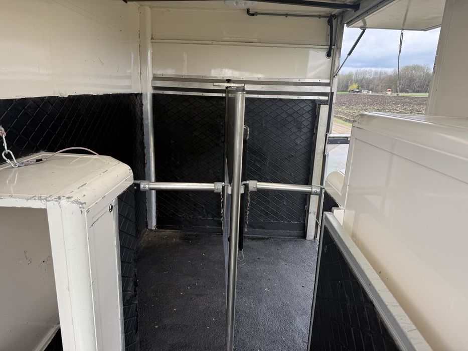 Vand autoutilitara transport cai stare impecabila