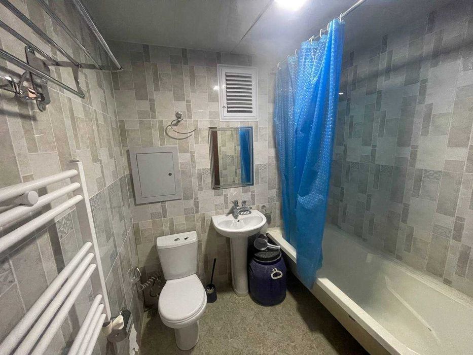 Кора сув 3 хонали 15 кават 16 каватли уй 90 метр квадрат 60 000 уе