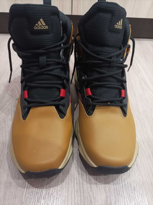 Зимни обувки Adidas Terrex