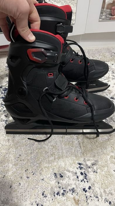 Коньки новые размер 43