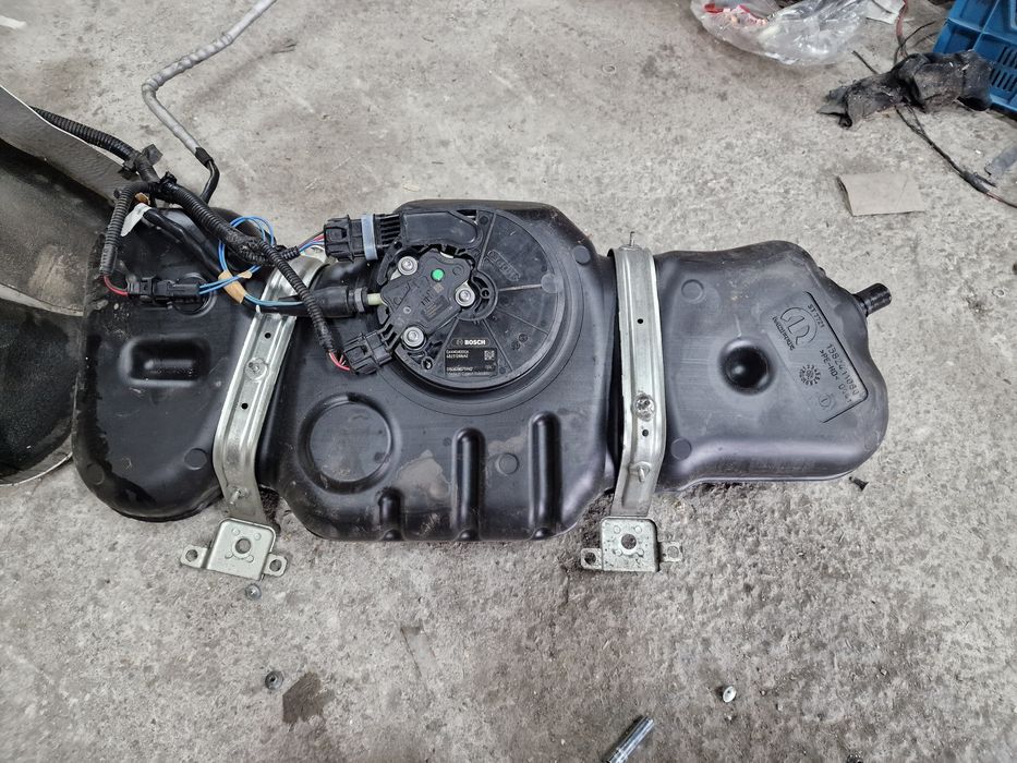 Vas rezervor pompa adblue fiat ducato / peugeot boxer / citroen jumper