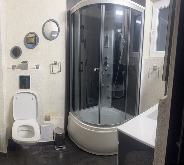Inchiriez apartament 2 camere decomandat Brazda
