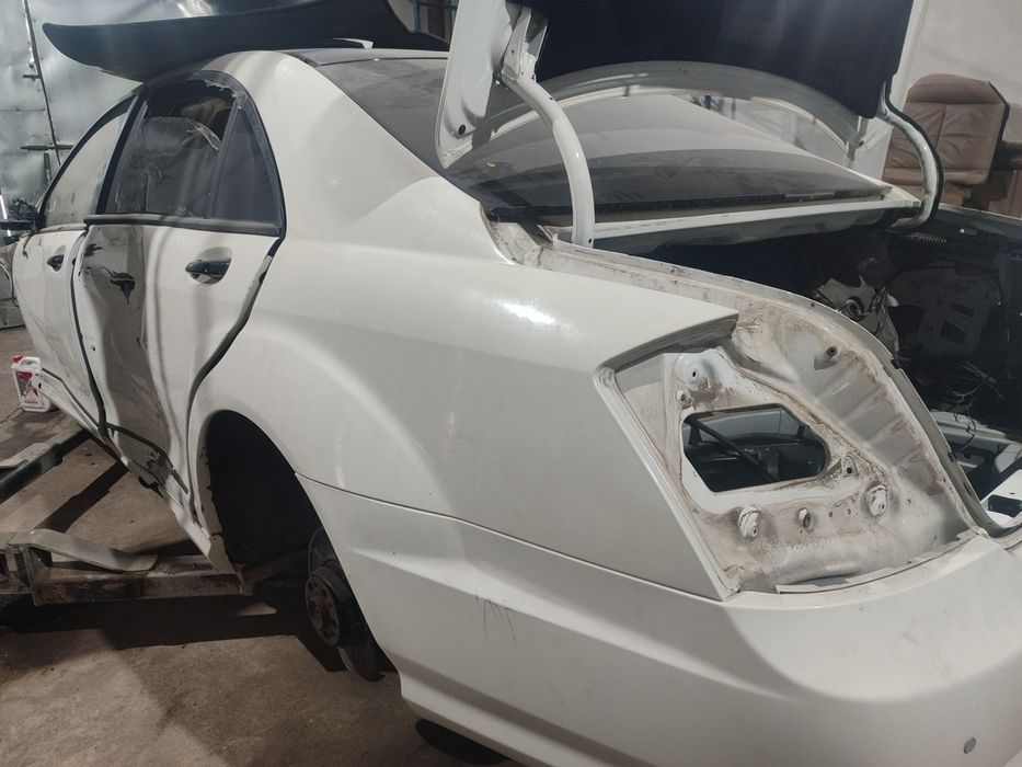 Крыло задний Мерседес W221