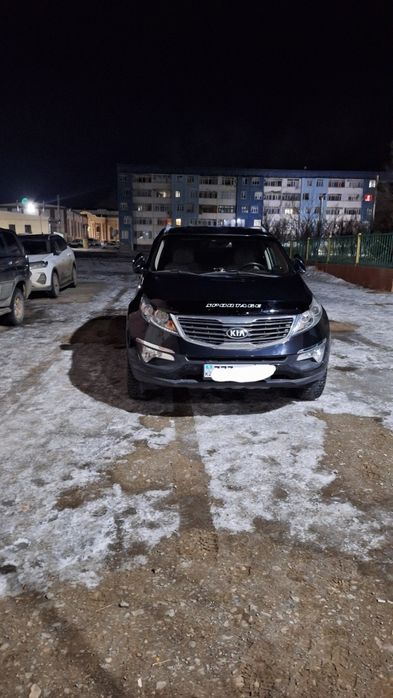 Продам Киа Спортейдж отличном состояний без ключевой доступ  2013 год