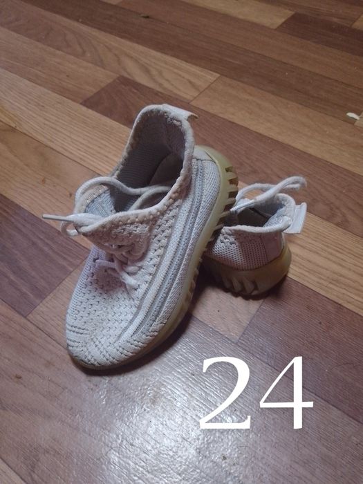 Даром обувь на девочку