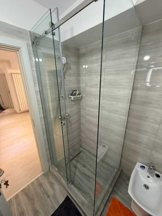 Apartament 3 camere de vânzare – Bacău Nord zona residentiala FIALD