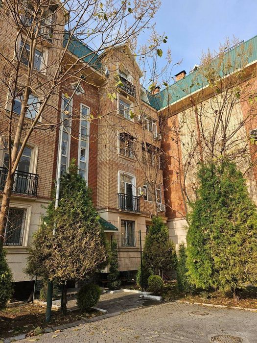 Продается 3х ком квартира, ЖК Габус, ор-р: магазин Виноград, 113м²