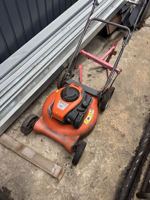 Husqvarna LC153 pentru piese