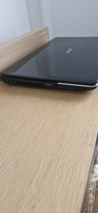 Vând acer e1-531 pentru piese.