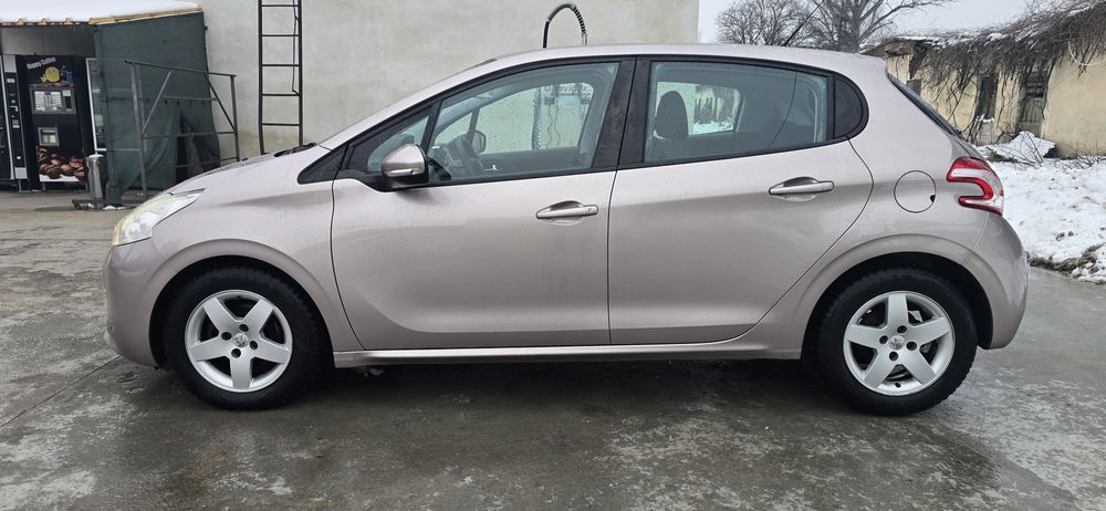 Peugeot 208 1.6hdi