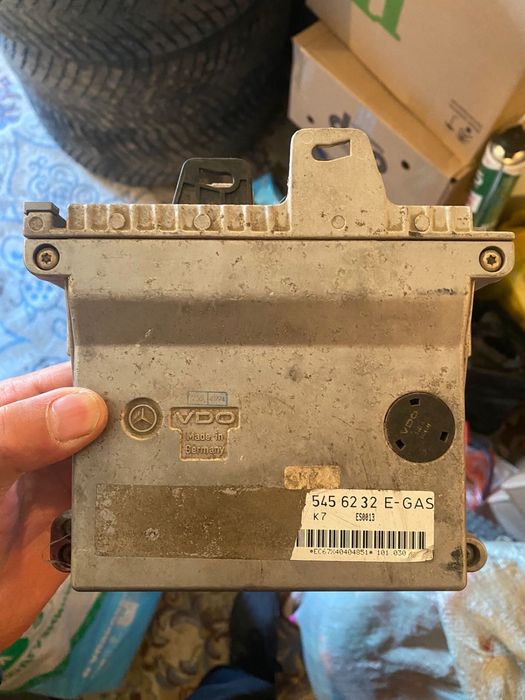 Продам ЭБУ Мерседес 2,8 обьем