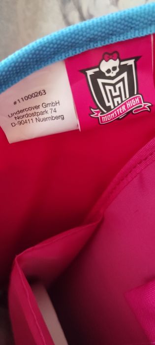 Продам школьный рюкзак Monster High.