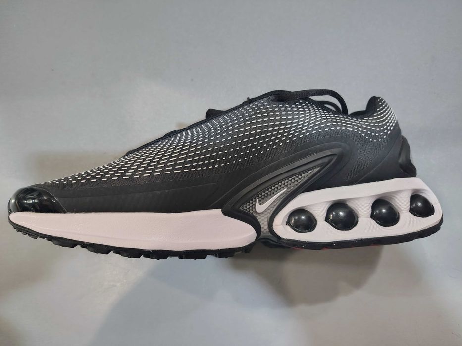 Nike Air Max Dn N43, и N46.Маратонки с камери.Нови.Оригинал.
