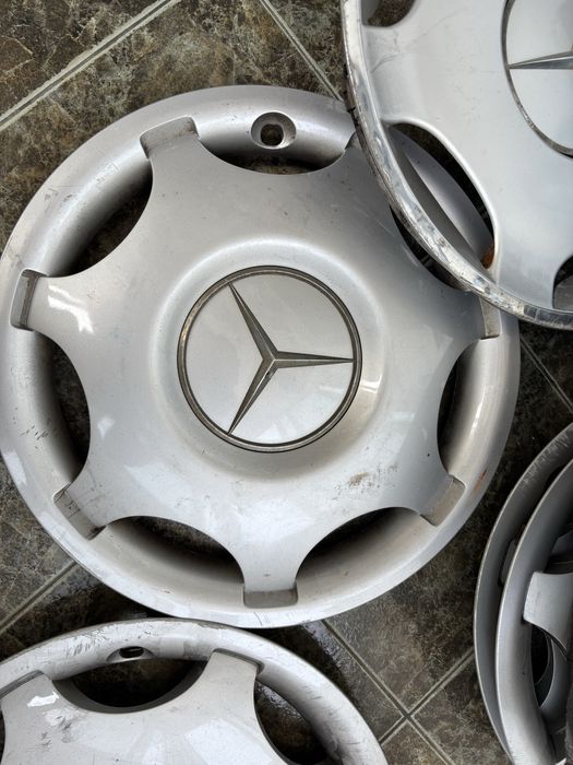 Продавам тасове 15ки за мерцедес w202