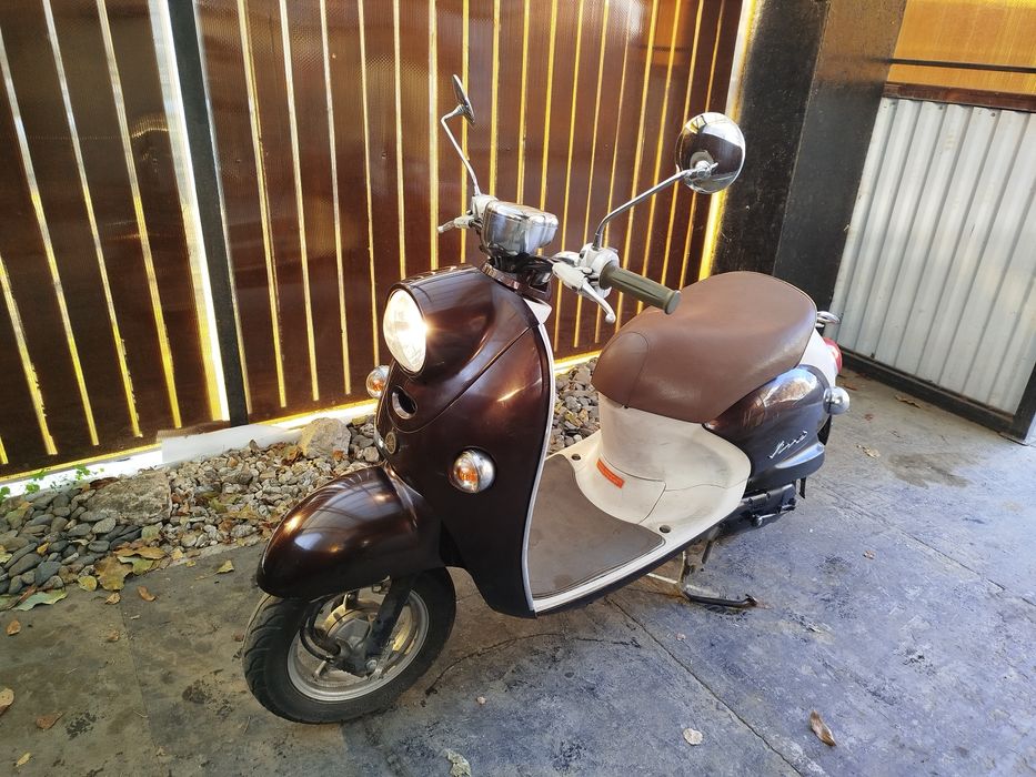 Скутер Yamaha vino sa-37