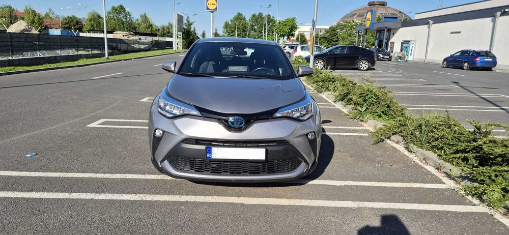 TOYOTA C-HR 2021 — imagine 2