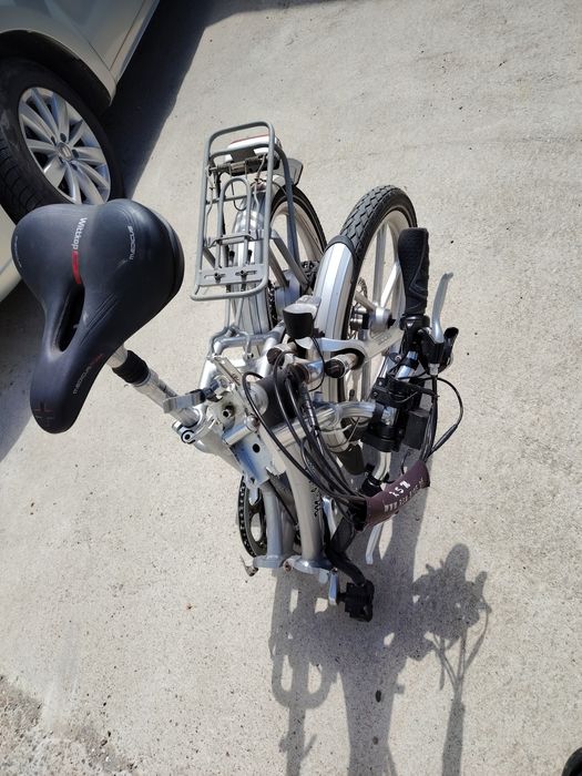 Bicicleta electrică pliabila